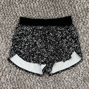 Lululemon Find Your Pace Short 3”